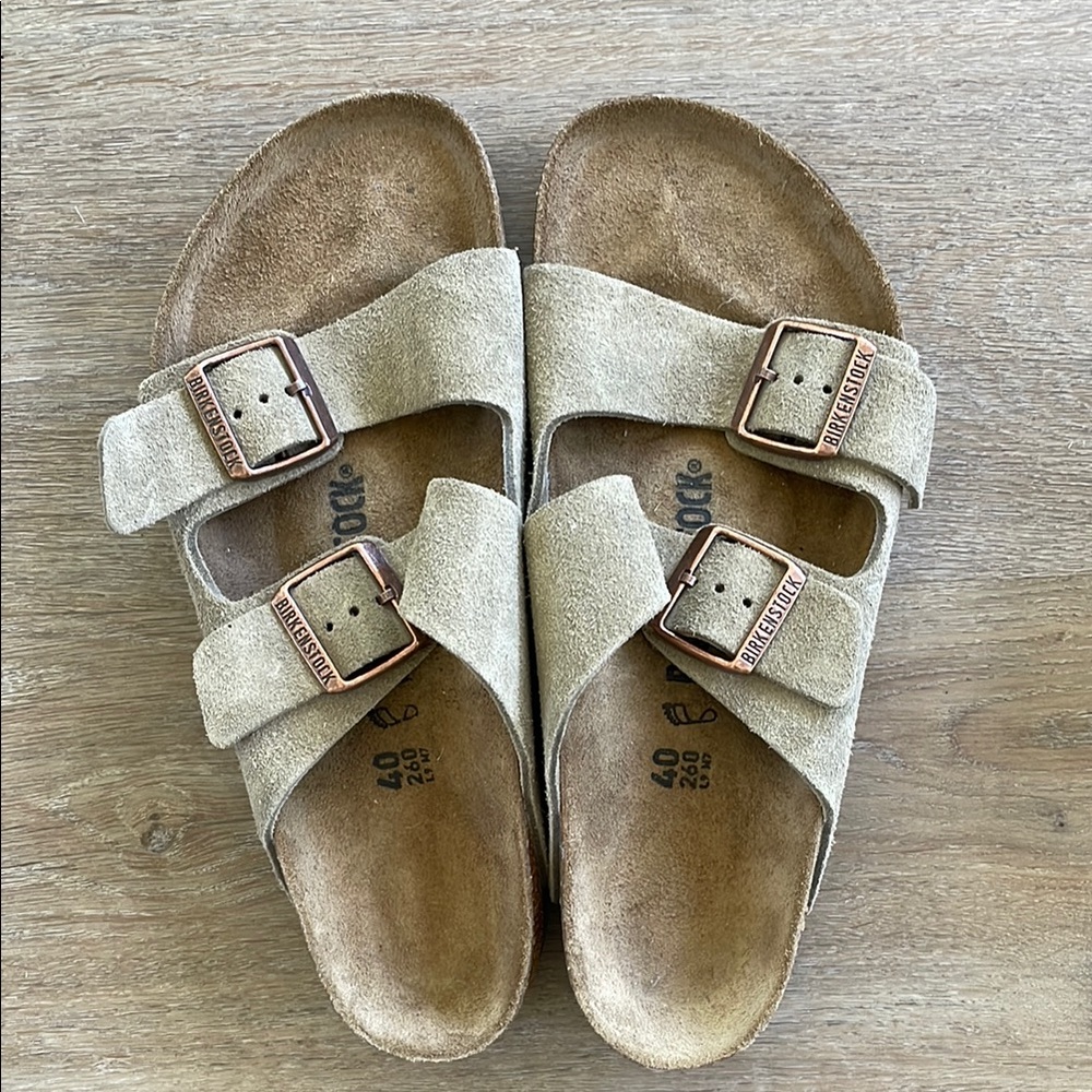 Birkenstock Arizona Sandals - Like New